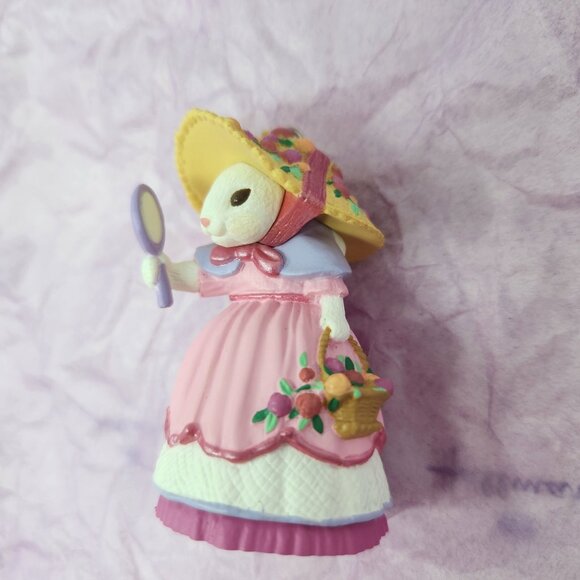 1994 Hallmark Vintage Keepsake Ornament "Springtime Bonnets Series 2" Collectibl - Picture 3 of 9